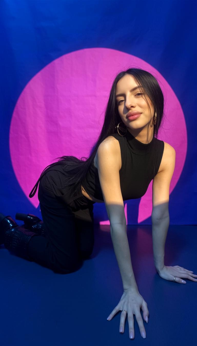 VIP-Massage Frankfurt - Masseurin Renata – NEU : Alter: 18, Haarfarbe - schwarz 